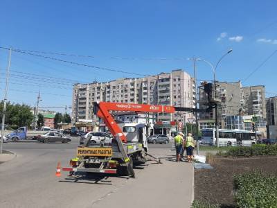 Еще один светофор появился на улице Неделина в Липецке - lipetskmedia.ru - Липецк