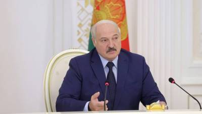 Петр Порошенко - Александр Лукашенко - Алексей Гончаренко - «Считать умеет» – в Киеве уверены, что Лукашенко никогда не признает Крым - newdaynews.ru - Украина - Киев - Крым - Белоруссия - Минск