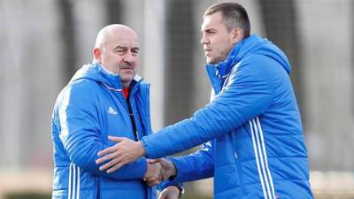 Станислав Черчесов - Артем Дзюба - "Это наша общая вина". Дзюба обратился к Черчесову после его ухода - vesti.ru - Россия