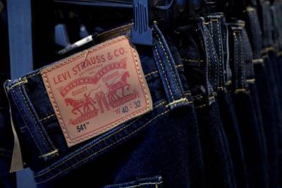 Levi Strauss, GM и BioNTech выросли на премаркете - smartmoney.one - США - Нью-Йорк - Нью-Йорк - Reuters