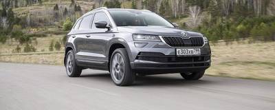 Skoda начала продажи новой версии кроссовера Karoq на рынке России - runews24.ru - Россия - Чехия