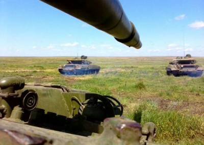Российское командование усилило подготовку войск на Донбассе к ночным боям - lenta.ua - Россия - Украина - Луганская обл. - Донбасс - Донецкая обл.