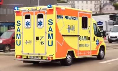 Моиз Жовенель - СМИ: Один человек погиб в результате нападения у детсада в Марселе - vm.ru - Франция - Нападение
