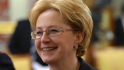 Вероника Скворцова - Разработчик рассчитывает на регистрацию нового препарата от коронавируса в начале осени - gazeta.ru - Россия