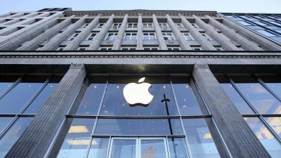 Стоимость акций Apple установила новый рекорд - iz.ru - США - Израиль