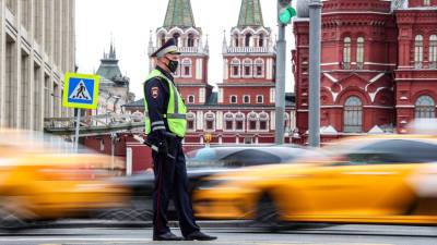 Отмена техосмотра для ОСАГО, заселение в отели и база водителей такси: что изменится в жизни россиян в августе - russian.rt.com - Москва - Краснодарский край - Мурманская обл.