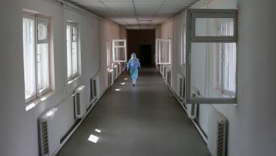 За месяц количество смертей от COVID в Петербурге сократилось на 41,7% - dp.ru - Россия - Ленинградская обл. - Санкт-Петербург