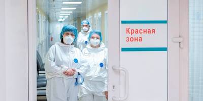 В России зафиксированы 22804 случая заболевания коронавирусом – Учительская газета - ug.ru - Москва - Россия - Санкт-Петербург