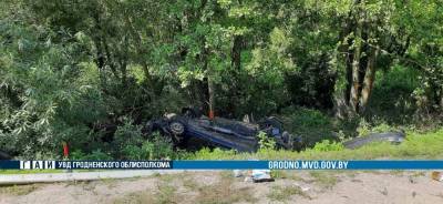 Под Гродно «Мазда» с пятимесячным ребенком в салоне вылетела в кювет и перевернулась - naviny.by - Белоруссия