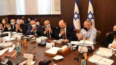 Яир Лапид - Правительство обсуждает бюджет. Либерман: "Не сомневайтесь, все утвердят" - vesty.co.il - Израиль