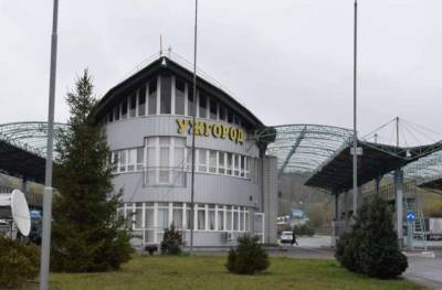 Словакия возобновляет пропуск автобусов из Украины - lenta.ua - Украина - Словакия