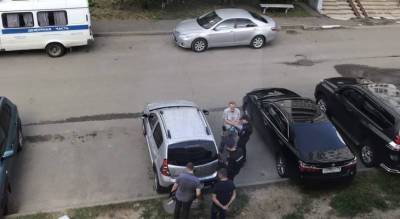Месть за парковку: в Ярославской области авто облили кислотой - progorod76.ru - Ярославская обл. - Рыбинск