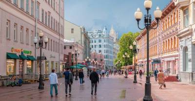 Лето пойдёт на спад: Москвичам пообещали "хлябистый" август - reendex.ru - Москва