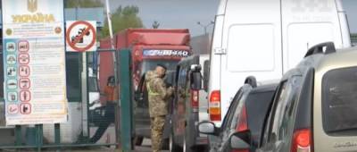 На западной границе Украины застряли сотни авто - w-n.com.ua - Украина - Румыния - Венгрия - Польша - Словакия - Ужгород