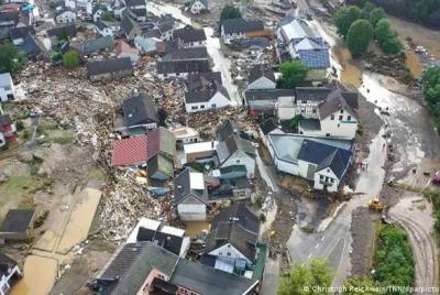 Армин Лашет - Убытки из-за наводнения на западе Германии достигают десятков миллиардов евро - unn.com.ua - Украина - Киев - Германия
