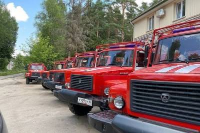 Михаил Ведерников - 8 пожарных автоцистерн поступило в Псковскую область по нацпроекту «Экология» - mk-pskov.ru - Псковская обл.