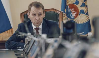 Владимир Путин - Александр Козлов - Федот Тумусов - Депутат от Якутии потребовал отставки главы Минприроды из-за лесных пожаров - og.ru - Россия - респ. Саха