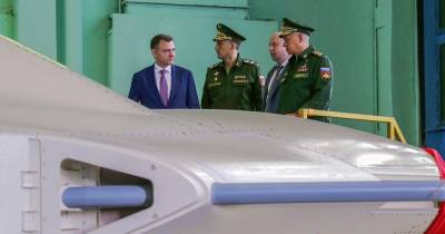 Сергей Шойгу - В России показали ход работ по созданию тяжелого ударного беспилотника "Охотник" - focus.ua - Россия - Украина - Новосибирск