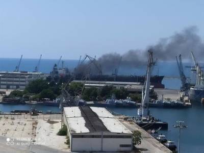 В сирийском порту Латакия произошел взрыв на танкере, есть пострадавшие - gordonua.com - Сирия - Украина - Сана - Латакия