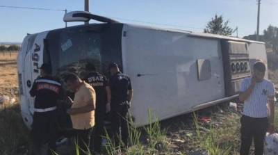 В Турции снова перевернулся пассажирский автобус - ru.slovoidilo.ua - Украина - Турция