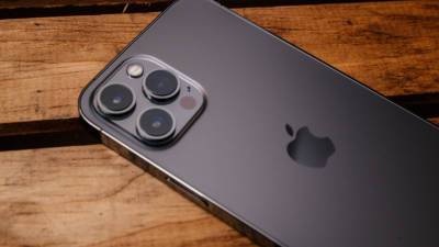 Раскрыты возможности камер новых iPhone - mir24.tv