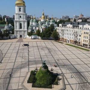 Дрифт на Софийской площади: столичная прокуратура назвала размер убытков - reporter-ua.com - Украина - Киев - район Шевченковский