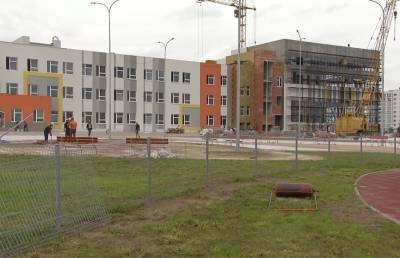 В Гомеле за полгода построили новую школу. Посмотрите, как она выглядит снаружи и внутри! - ont.by - Белоруссия - Гомель