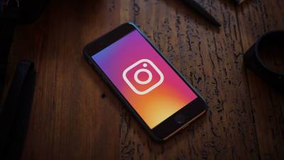 Россияне массово лишились аккаунтов в Facebook и Instagram из-за мема про вакцинацию - news.vse42.ru - Россия - Украина - Англия