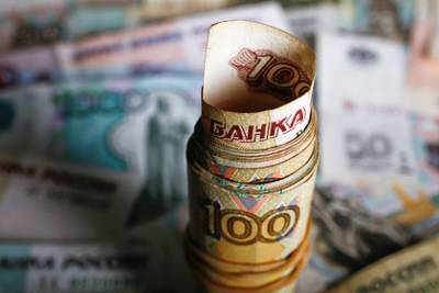 Ярослав Нилов - В Госдуме предложили поднять МРОТ до 20 тысяч рублей - lenta.ru - Россия