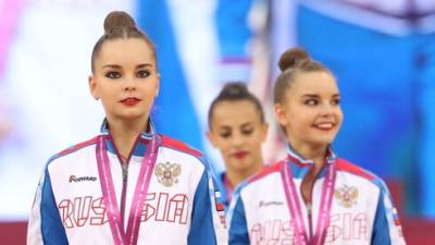 Лина Ашрам - Арина Аверин - Дина Аверин - Сестры Аверины вызывают Линой Ашрам на реванш в Париже - vesty.co.il - Израиль - Париж