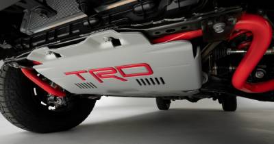 Пикапу на базе Toyota Land Cruiser 300 радикально модернизировали подвеску - focus.ua - Украина