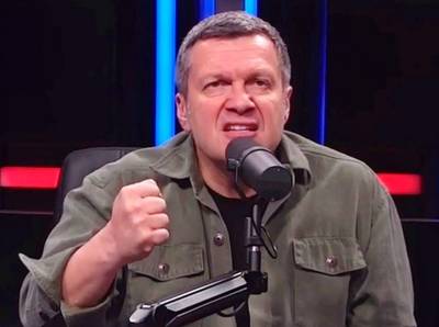 Владимир Соловьев - Лия Ахеджакова - Оказалось, что Владимир Соловьев истерил на фейковую Ахеджакову - newsland.com - Twitter