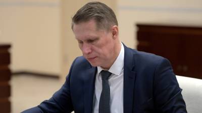 Михаил Мурашко - Мурашко заявил, что вакцинацию от COVID-19 лучше пройти летом - russian.rt.com - Россия