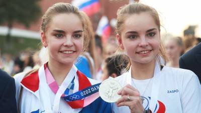 Ирина Винер-Усманова - Арина Аверина - Винер-Усманова рассказала о дальнейших карьерных планах сестер Авериных - iz.ru - Россия - Израиль