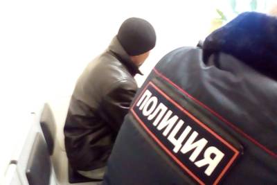 Житель Сургутского района зарезал знакомого за разлитый компот - znak.com - Россия - Югра - район Сургутский