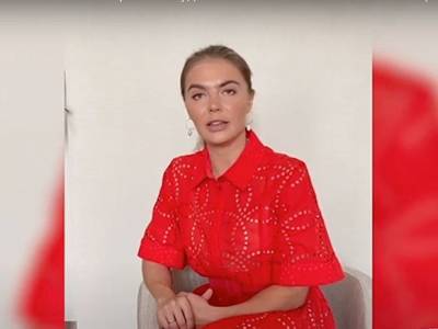 Ксения Собчак - Дина Аверина - Алина Кабаева - Собчак озвучила цену платья Кабаевой из нового видео - rosbalt.ru - Россия