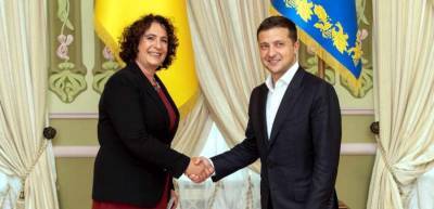 Мелинда Симмонс - Себя не уважать: британские обещания принять Украину в НАТО вызвали бурную реакцию в Сети - news-front.info - Украина - Киев - Англия