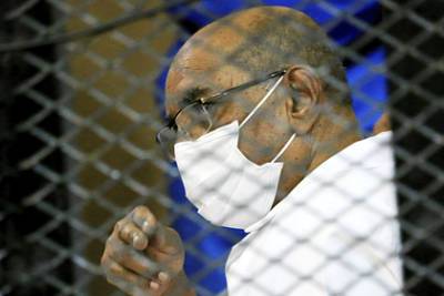 Омар Аль-Башир - Власти Судана передадут бывшего президента страны под суд - lenta.ru - Судан
