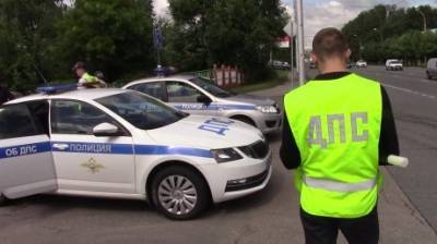 Под Кузнецком водитель ВАЗа положил в бардачок машины ДПС 5 000 руб. - penzainform.ru - Россия - Пензенская обл.