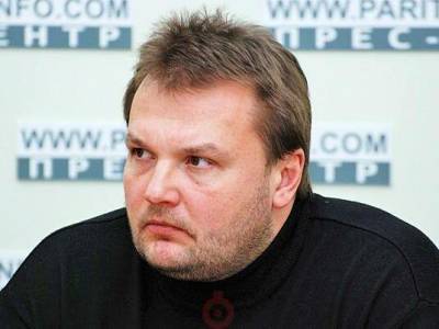 Владимир Зеленский - Вадим Денисенко - Зеленский стоит на пороге того, чтобы потерять лидерство в рейтингах на Западе и Востоке. На Донбассе у него уже угрожающая ситуация - gordonua.com - Украина - Донбасс