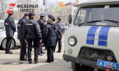 Силовики оцепили школу в Южно-Сахалинске - fedpress.ru - Россия - Новосибирск - Южно-Сахалинск