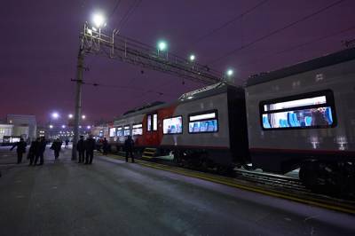 В Нижнем Тагиле заблокировали сайт с видео, на котором дети ездили на крыше поезда - znak.com - Уральск