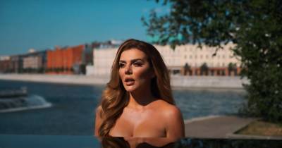 Анна Седокова - Прикрыла "прелести" одними ниточками: горячая Анна Седокова сверкнула сочными формами в интересном купальнике - ukrainianwall.com - Украина - USA - шт.Флорида