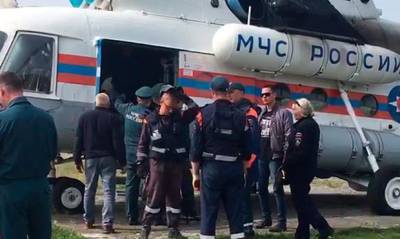 На Камчатке потерпел крушение вертолет с туристами. Восемь человек пропали без вести - og.ru - Москва - Россия - Санкт-Петербург - Камчатский край