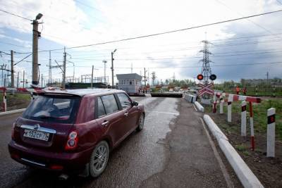 Количество нарушений ПДД на переездах ЗабЖД выросло в 2021 году в 1,5 раза - chita.ru - Амурская обл. - Забайкальский край