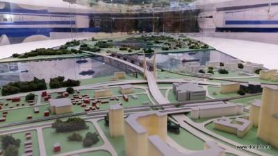 Новосибирский Минтранс прокомментировал беспорядки на тротуарах из-за строительства четвертого моста - runews24.ru - Новосибирск - Новосибирская обл.
