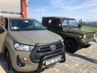 Минобороны Чехии меняет УАЗ-469Б и Land Rover Defender на пикапы Toyota Hilux - topwar.ru - Чехия