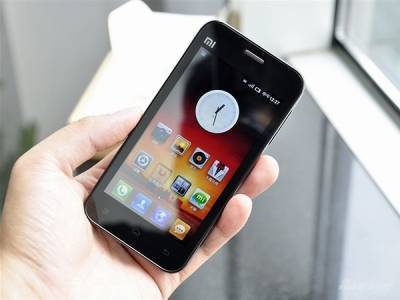 Беспрецедентная щедрость. Xiaomi вернет деньги покупателям ее самого первого смартфона - cnews.ru