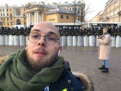 Борис Вишневский - СК отказался возбуждать дело против журналиста «Эха Москвы» из-за рассказа о бургерах - znak.com - Москва - Санкт-Петербург - район Центральный, Санкт-Петербург