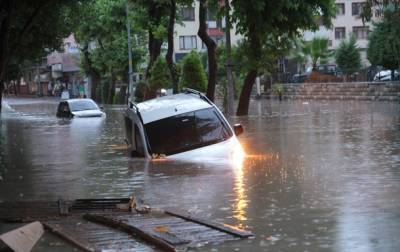 В Турции начались наводнения, есть жертвы - korrespondent.net - Украина - Турция